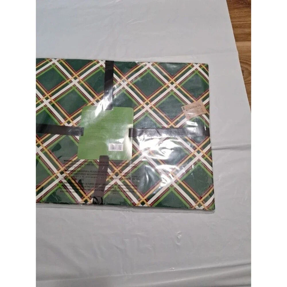 Kate Spade 4 pack Holiday placemats NEW